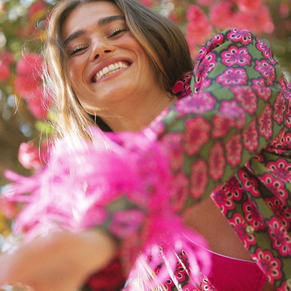 NWT LE CAFE NOIR PARADISE SET comes with M blouse and M pants - Picture 8 of 8